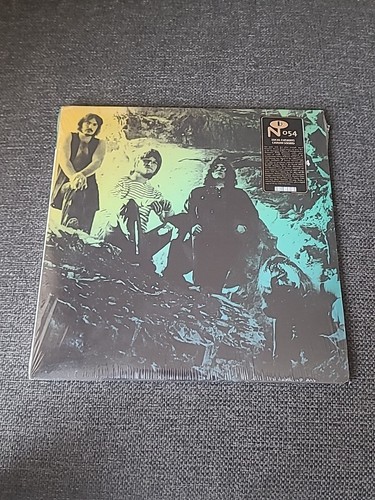 Local customs cavern sound - sound,